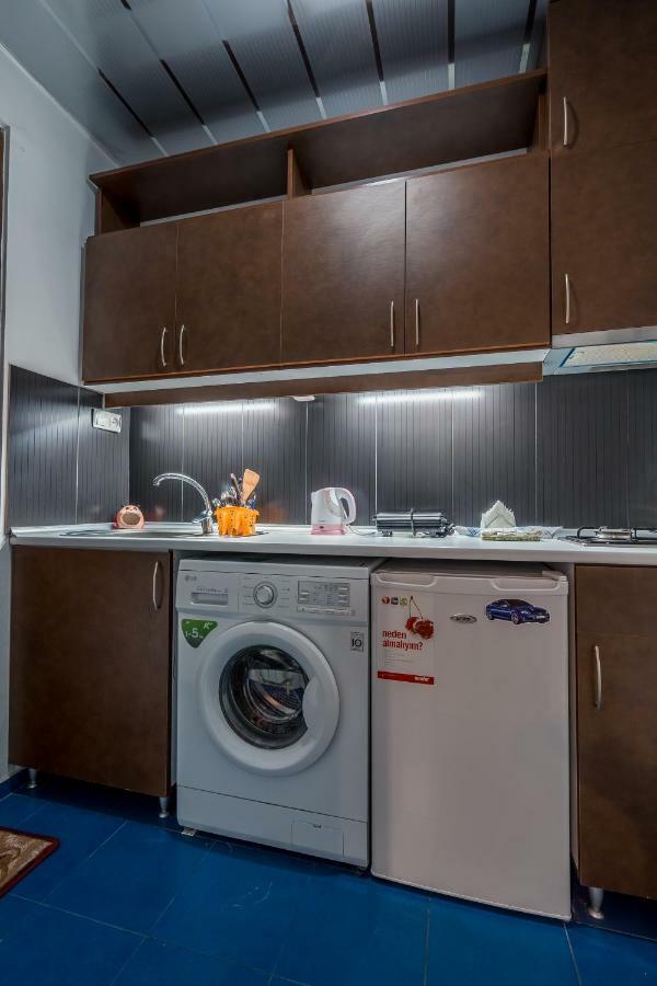 Apartments Near Metekhi Cathedral تبليسي المظهر الخارجي الصورة